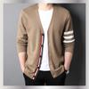 Новая осенняя повседневная куртка мужская полосатая вязаная кардиган с V-образным вырезом молодежный свитер мужская куртка