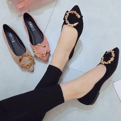 Новинка 2024 года, весенне-осенняя повседневная модная удобная нескользящая износостойкая простая металлическая декоративная женская обувь с острым носком