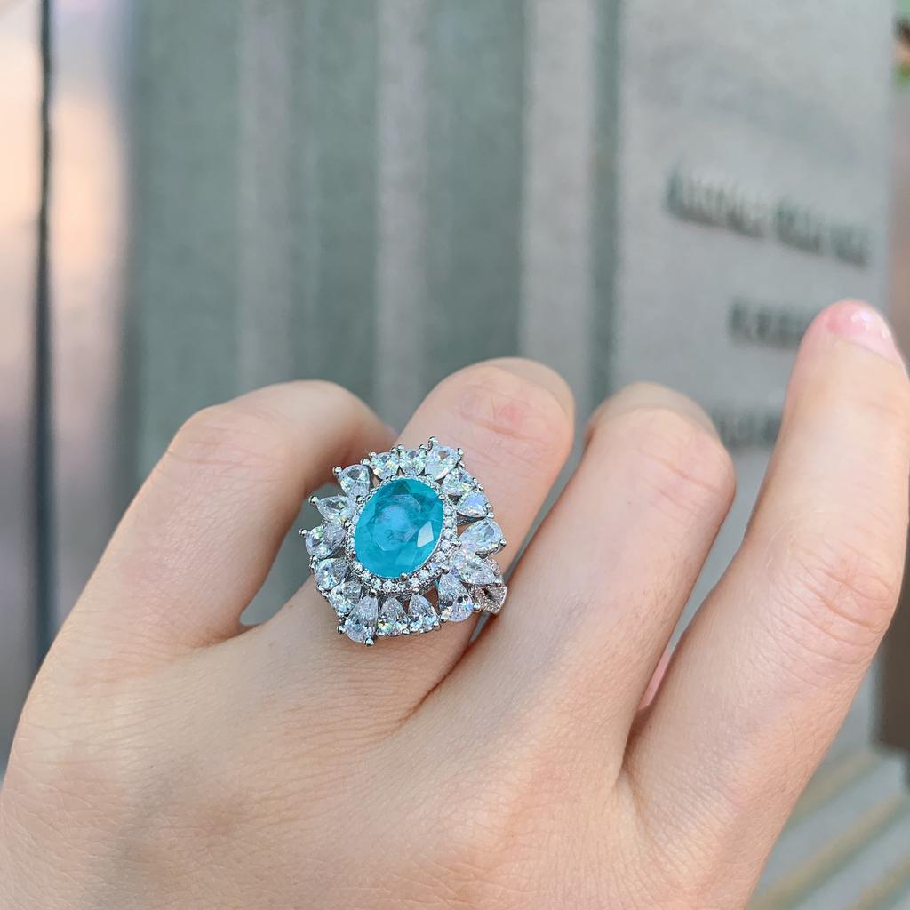 Jewelry Imitation Colored Treasure Ring, Retro Style Ring, Sparkling Diamond-Set Women'S Ring 8 * 10