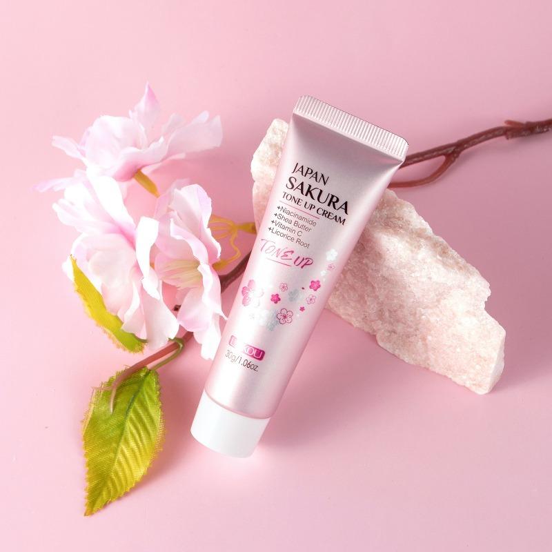 LAIKOU Japan Sakura Tone Up Cream Маскирующий пятна, осветляющий 30г