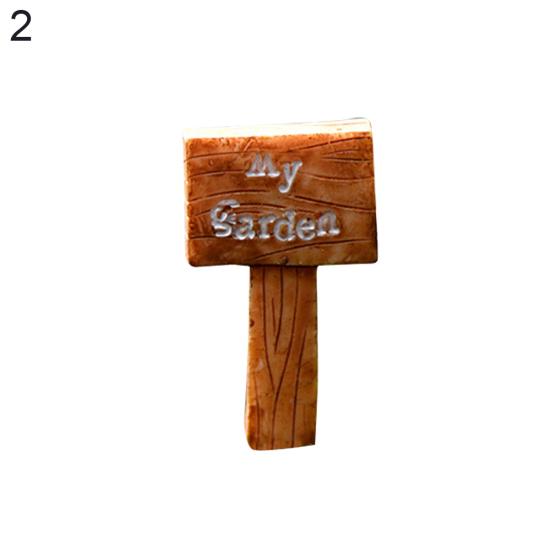 1Pc Cute Fingerpost Mini Garden Landscape Miniature Ornaments DIY Scenery