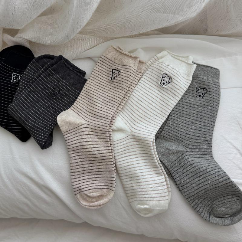 Женские полосатые носки с вышивкой маленькой собачки, всесезонные универсальные носки до середины икры в школьном стиле
