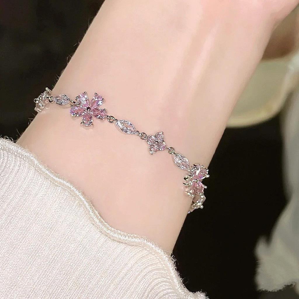 Women's Elegant Rhinestone Bracelet