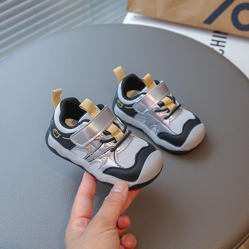 2025 Autumn New Children's Sports 1-2-3 Year Old Baby Toddler Shoes Casual Trend Men and Women