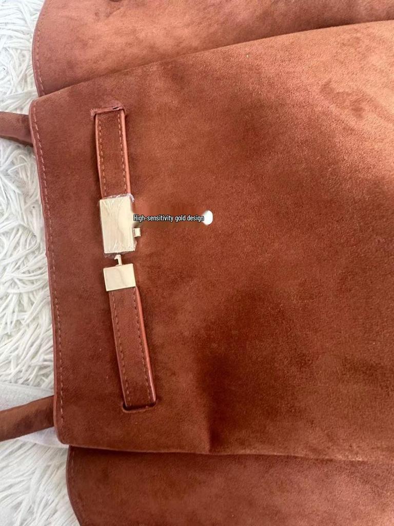 Сумка Demellier из матовой замши с крыльями - Ретро осенне-зимняя ручная сумка и сумка-тоут через плечо