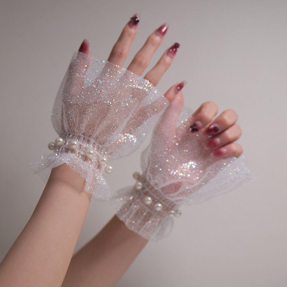 Short Length Decorative False Cuff Pearl Nail Art Background Take Picture Background