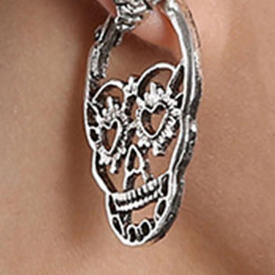 6 Pairs Unisex Halloween Stud Earrings Hollow Out Skull Bee Bat Shape