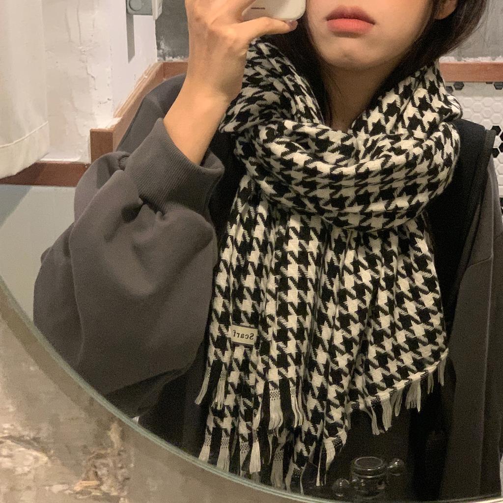 Winter Warm Couple Knitted Plaid Scarf Korean Style Versatile Tassel Contrast Color Houndstooth Scarf for Women