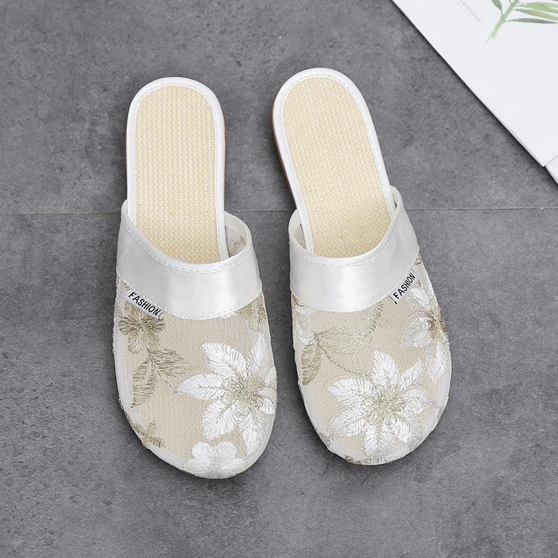 Женские летние тапочки Baotou, китайские сандалии с вышитыми цветами, женские повседневные шлепанцы, национальная домашняя обувь для отдыха на открытом воздухе