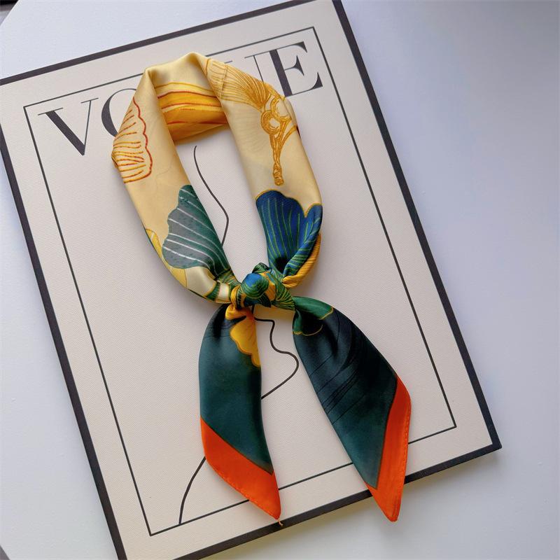 New Hundred Hundred Satin Letter Print Neckerchief 70×70 Silk Scarf Small Square Scarf High Sense of French Scarf