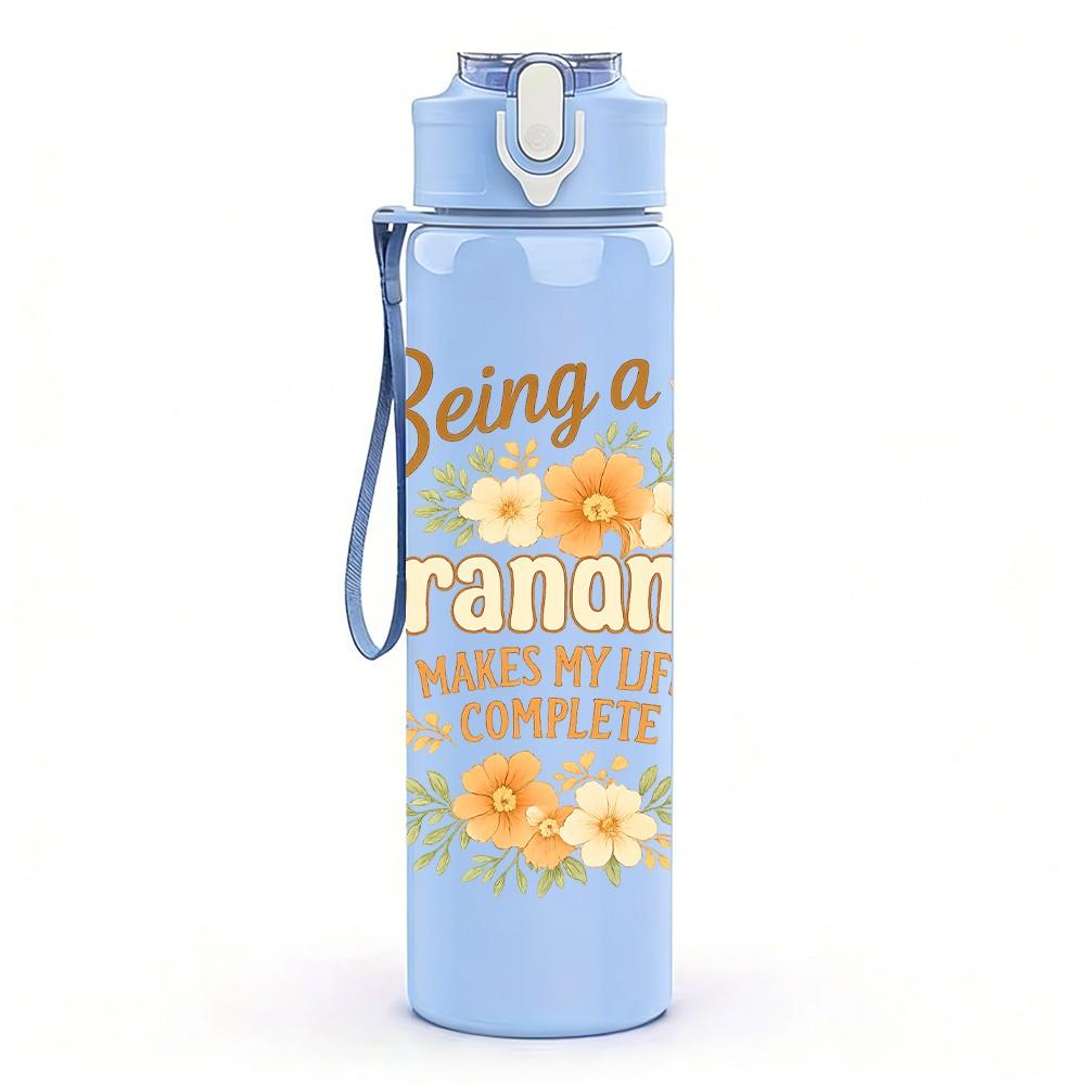 1PC Being A Grandma Retro Slogan Print 750ml Color Plastic Sports Water Bottle Leakproof Flip Straw Lid Suitable for Sports Office Home Use
