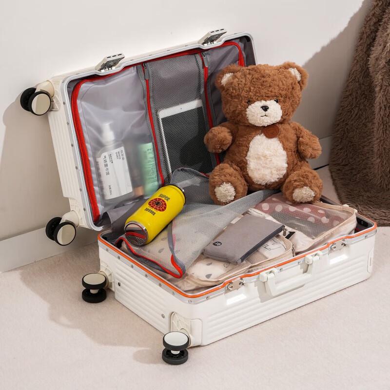 TJ Harren TJ2007 Aluminum Frame Carry-on Spinner Suitcase