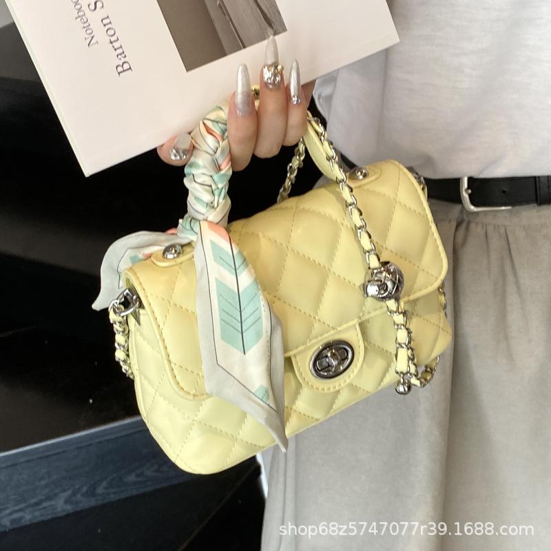 Fashion Xiaoxiangfeng Bag Women's 2025 Summer New Diamond Chain Bag Niche Design Simple Shoulder Messenger Bag