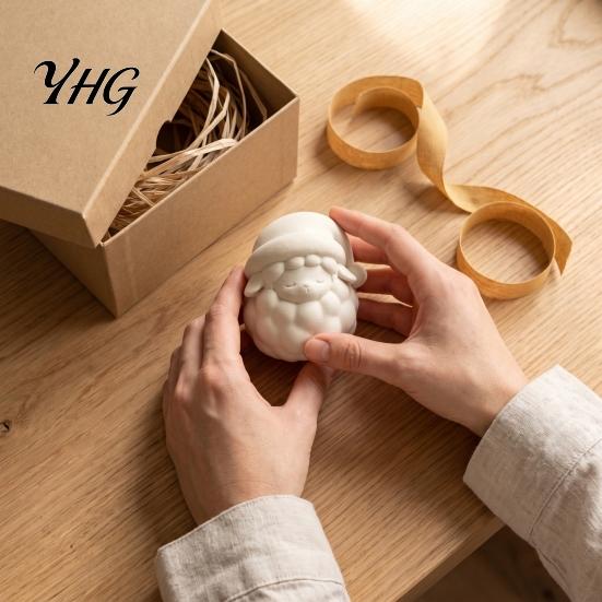Handmade Craft Materials 3D Printed Good Night Sheep Figurine, Cute Sleepy Lamb Statue with Versatile Office Desk Accessories Santa Hat, DIY Paintable