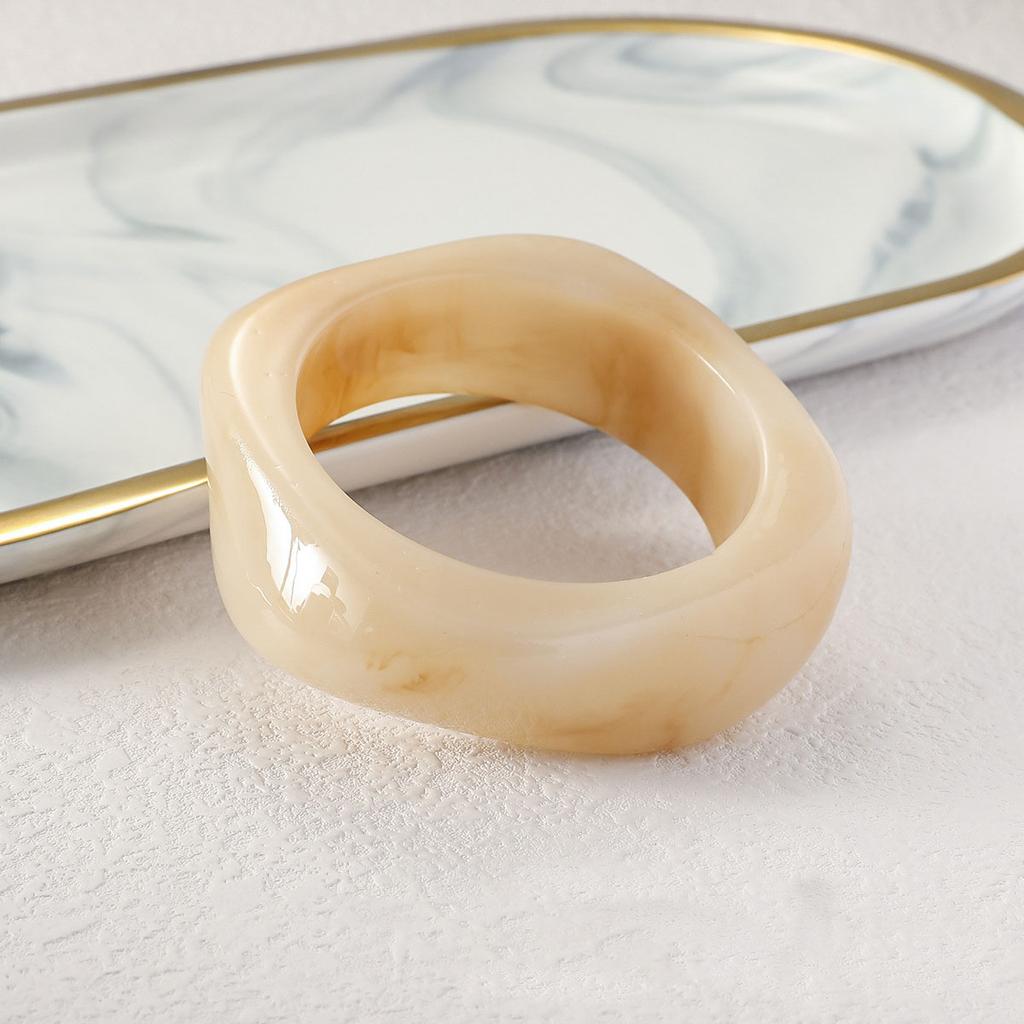 Vintage Brown Coffee Irregular Acrylic Resin Chunky Bangles for Women Goth Geometric Charm Hand Bracelets Couple Jewelry