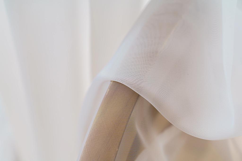 Curtain 145X270 White On Tape Curtain