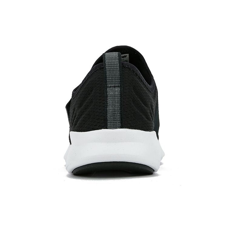 New Balance Женские кроссовки FuelCore Coast v4 Черно-сине-белые WCSTALB4