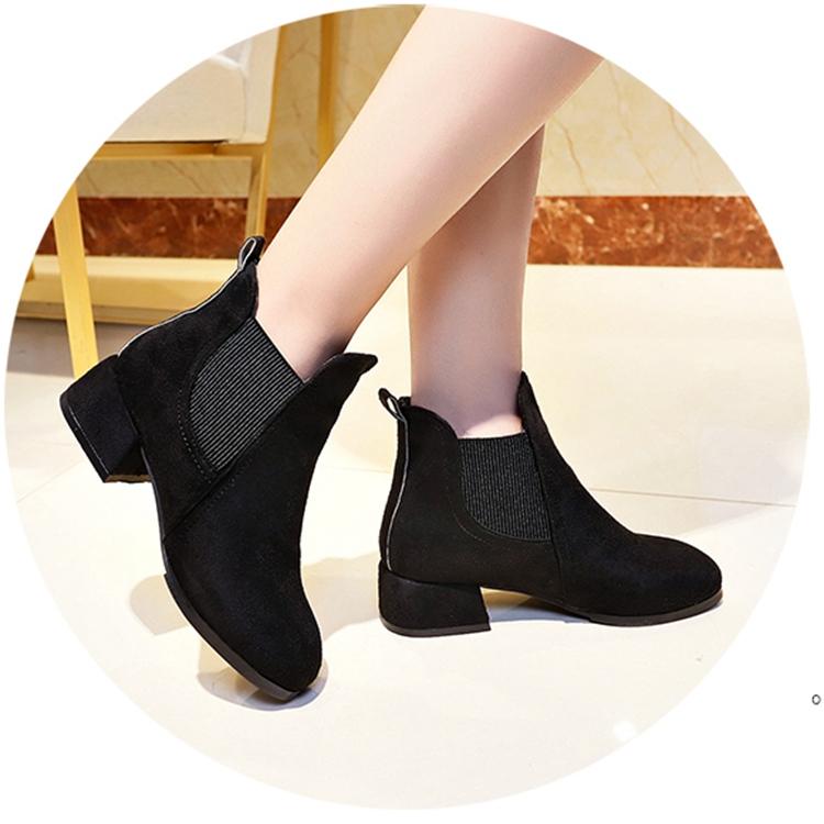 Замшевые туфли на среднем каблуке, женские ботильоны, зимние короткие плюшевые зимние ботинки, женские модные меховые теплые туфли-лодочки 2025 года Mujer Zapatos