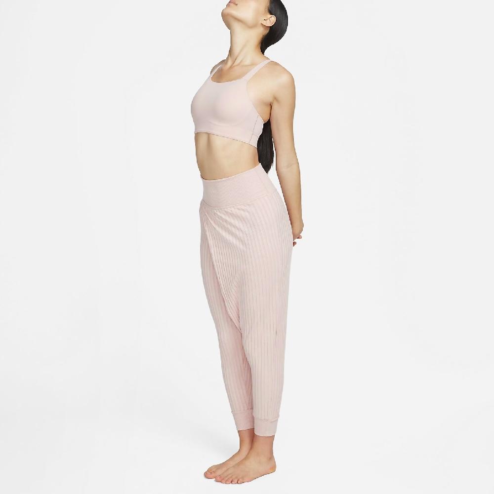 Nike Спортивный бюстгальтер Swoosh Luxe со средней поддержкой, женское нижнее белье Oxford-Pink CJ0545-601