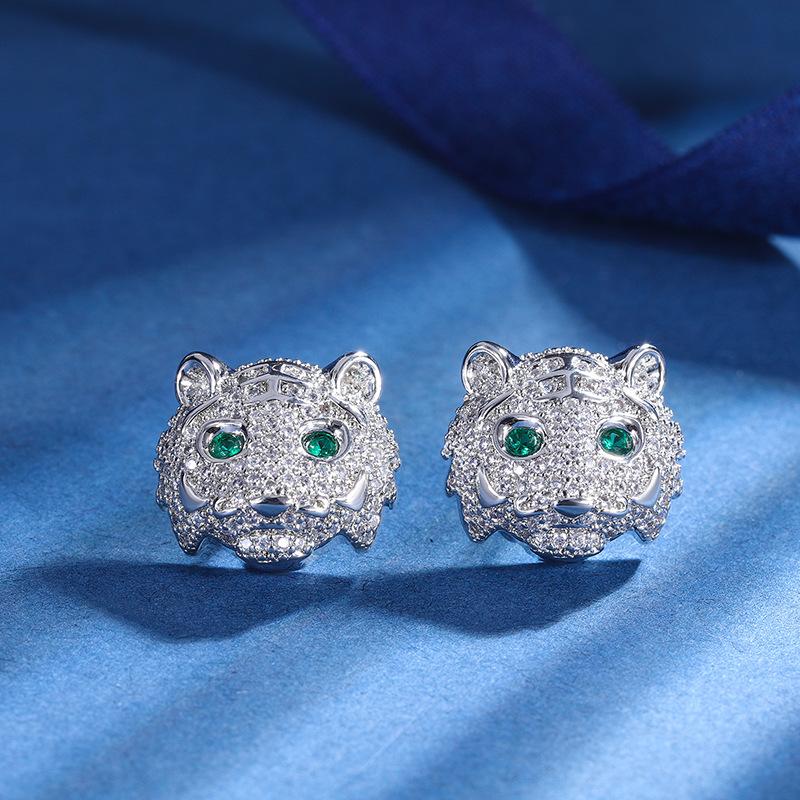 Ювелирные изделия Медное основание с золотым покрытием Ретро Полный бриллиант Роскошный Инкрустированный Леопард Темперамент Легкий Роскошный Комплект Подвесок