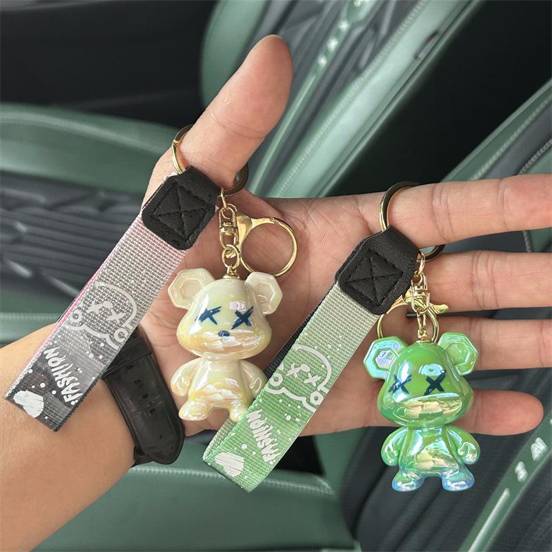 Internet Celebrity Violent Bear Creative Cartoon Gradient Figure Chameleon Bear Key Chain Car Accessories Couple Bag Pendant