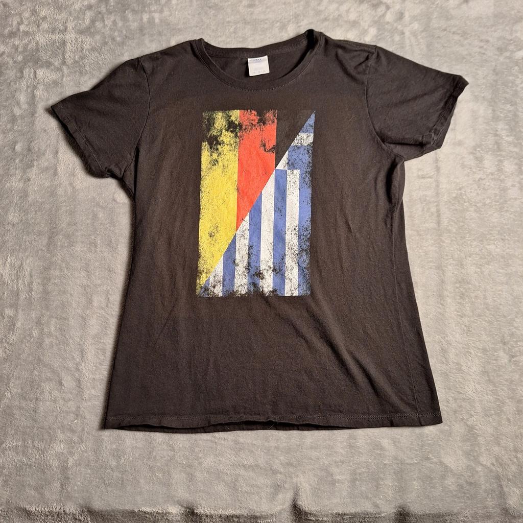 Distressed Graphic T-Shirt - Split Flag Design - Blue/White & Yellow/Red Medium