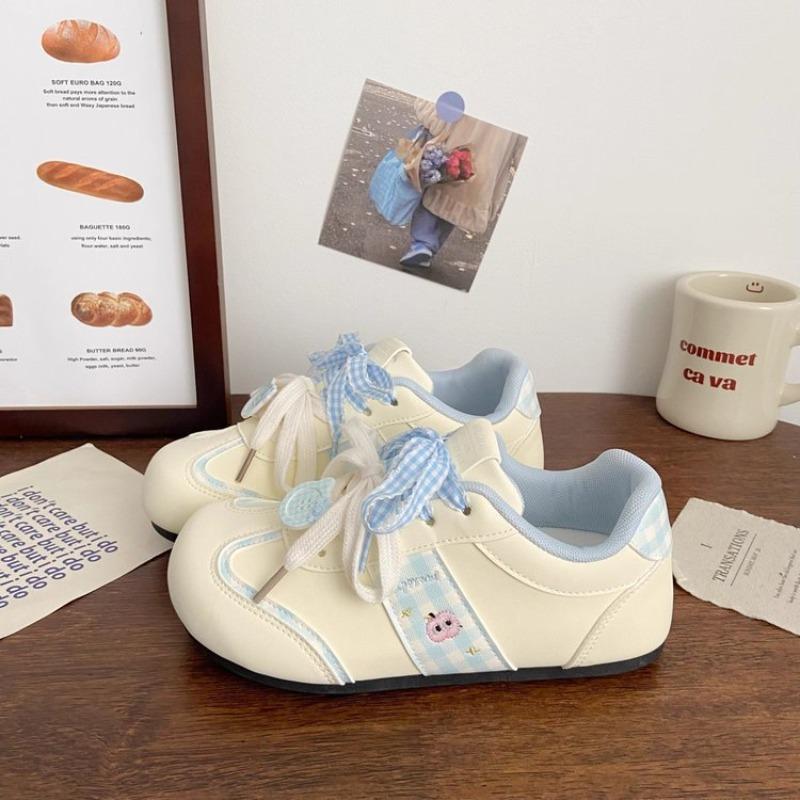 College Style Cute Plaid Women's Little White Shoes Autumn New Three-color Lace-up Casual Shoes Student Flat Baseplate Shoes
