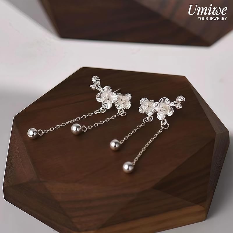 sway earrings Leave it on ladies second piercing S925 silver Compatible with metal allergies Smaller both ears cute flower chen earrings (Silver)