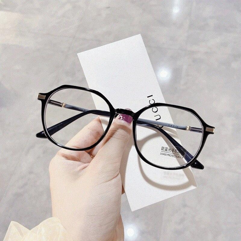 Transparent PC Spectacles Frames Female And Male Anti- Blue-Ray Round Shape Spectacles Blackout Spectacles Optical Grade Spectacles Lenses