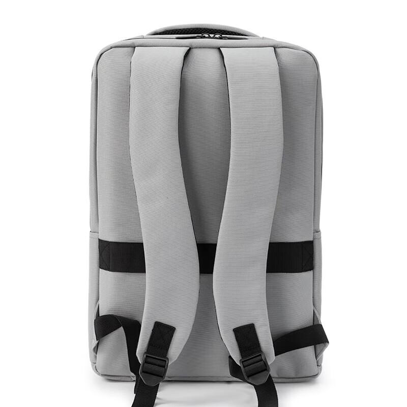 Diplomat DS-17002L Water-Repellent Backpack