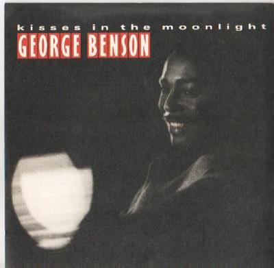 7-дюймовая пластинка GEORGE BENSON - Kisses In The Moonlight W8640 Warner Bros. Ре 1986 Великобритания Соул/Фанк Б/У