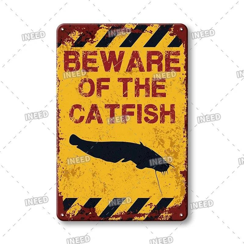 BEWARE OF Dog Cat Chicken Retro Plaque Metal Tin Signs Garden Yard Home Decoration Caution Kraken Plate Animal Warning Sign
