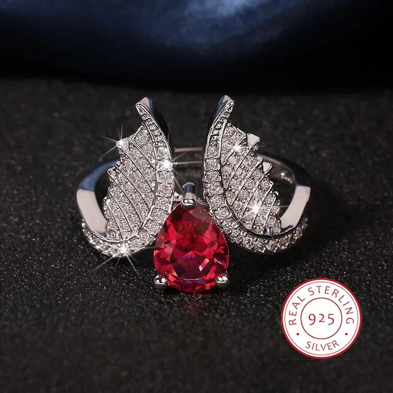 Micro Set Zircon Wing Shaped Red Zircon copper Color Rings Fashion Style Banquet Wedding Rings Women Rings Gift Girlfriend