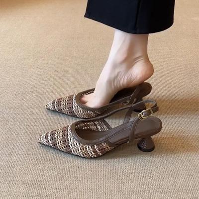 Модные сандалии в ретро-стиле, модные, простые, удобные, с острым носком, на низком каблуке, повседневные, универсальные, с закрытым носком для женщин