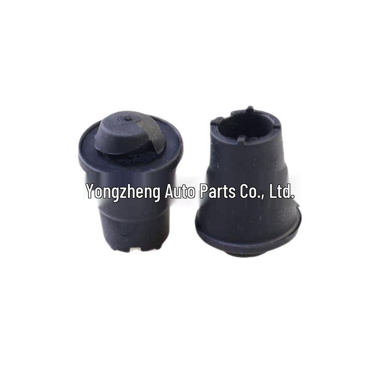 Деталь 67272-60040 подходит для резиновых бамперов задней двери Toyota Land Cruiser, Prado и Land Cruiser.