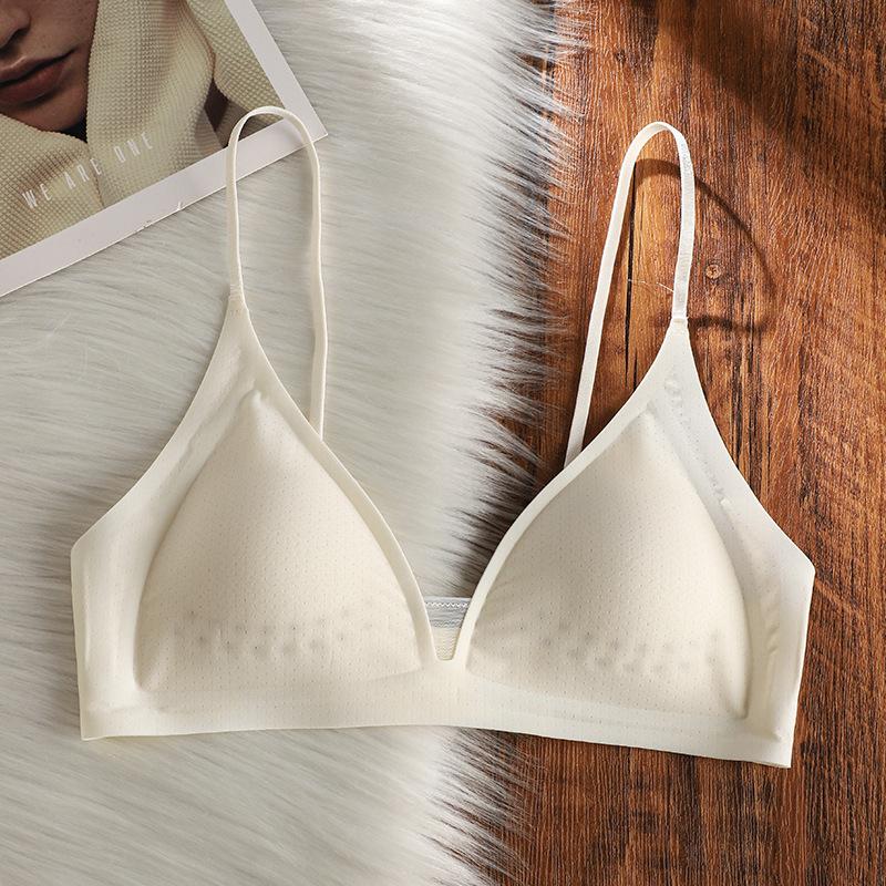 Traceless thin ice silk cool breathable small chest underwear women's no steel ring anti-sagging breast bra cover