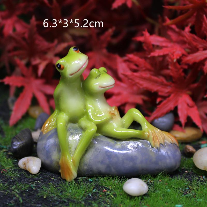 Kawaii Handmade Resin Green Cartoon Frog Animal Figurine Aquarium Flower Pot Decoration Home Decoration