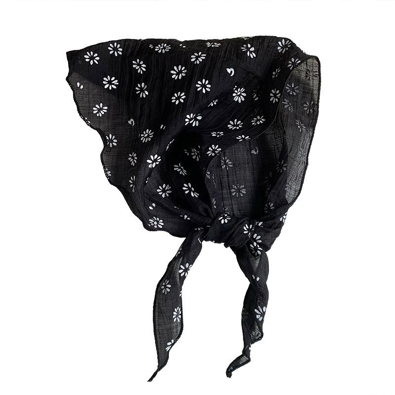 Треугольный шарф шарф женский новый цветочный платок летний женский пасторальный досуг зубчатый край шелковый шарф шарф маленький свежий аксессуар для волос