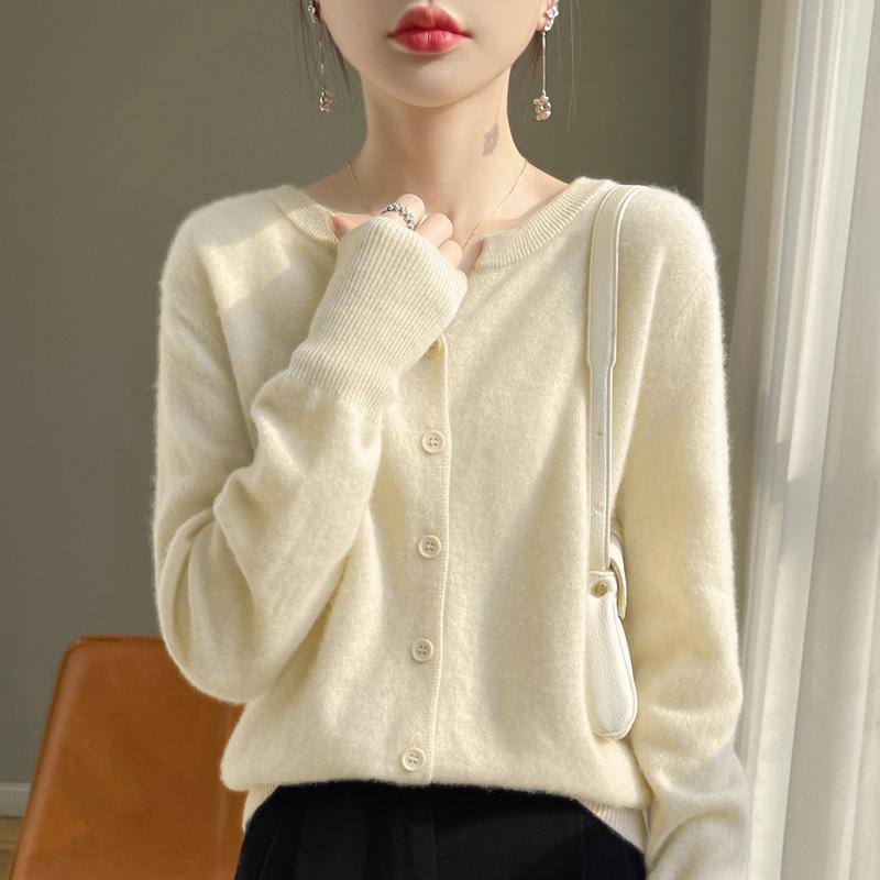 Женский кашемировый кардиган с V-образным вырезом 2024 года: Универсальный свитер с длинным рукавом на весну и осень