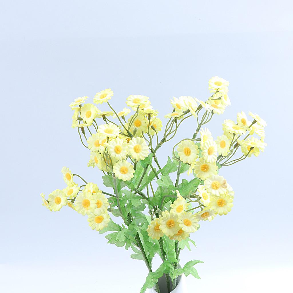 White Faux Daisy Mimic Flower For Photography Props And Event Decor