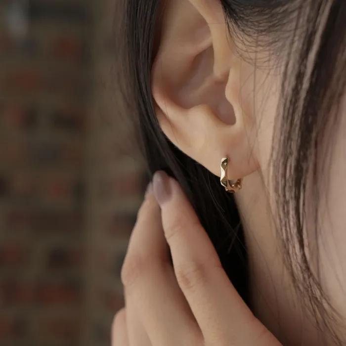 14k crumble one touch earrings (1pair)