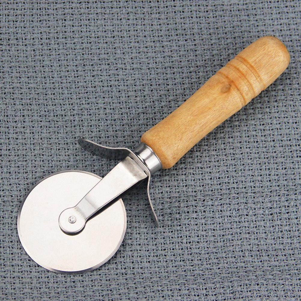Stainless Steel Roller Wheel 17x6cm Pizza Cake Cutter Handheld Wooden Handle Pastry Crimper Dough Cutter 360 Degree Rotation 1