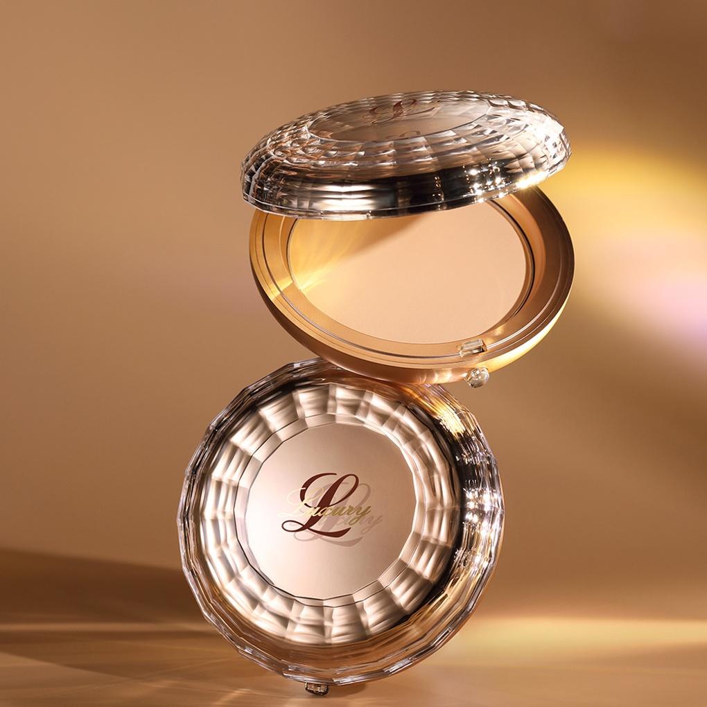 Ipken The Luxury Perfume Пудра-пакт