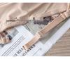 Европейский и американский сексуальный бесшовный комплект бюстгальтера без спинки: Маленькая грудь, Поддерживающий, Предотвращающий провисание, Красивый дизайн спины