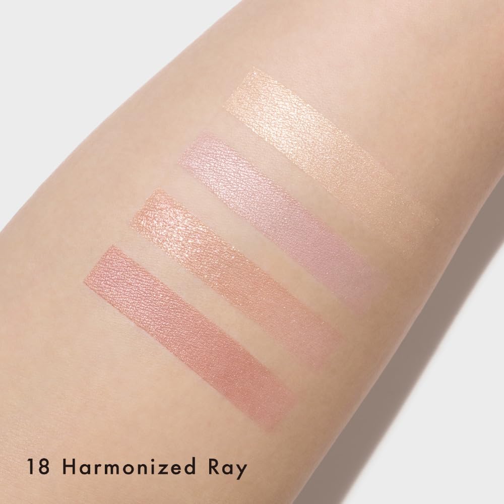 LUNASOL Eye Coloration N 18 7.0g Eyeshadow Harmonized Dray: A set of four eyeshadows with a variety of colors and textures that fit smoothly and beaut