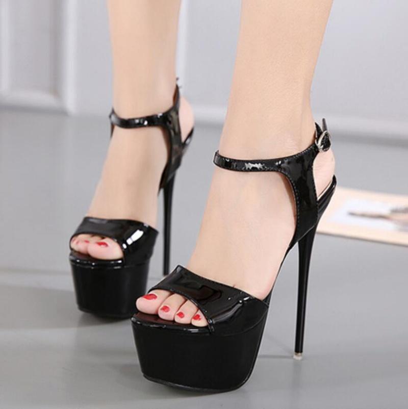Большие размеры 43 44 черные лакированные босоножки на платформе с очень высоким каблуком для женщин, сексуальные туфли-лодочки с открытым носком для стриптиза