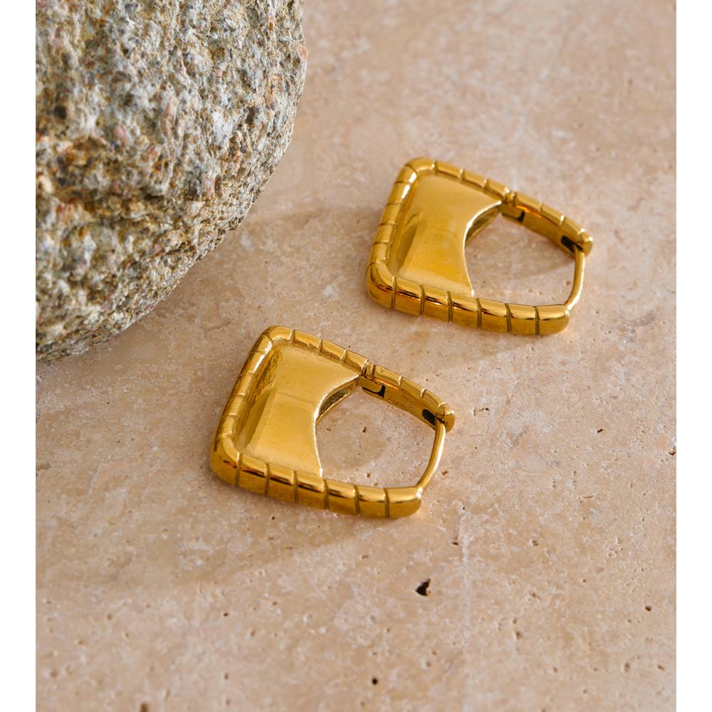 Eetit Серьги-кольца из литой нержавеющей стали с покрытием из 18-каратного золота. Стильная уникальная текстура. Повседневные украшения. PVD-покрытие, водостойкие.