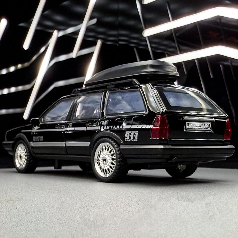 1/32 Volkswagen Santana Avant Универсал Металлическая модель автомобиля Литье под давлением Металлический транспорт для путешествий Модель автомобиля Симуляция звука и света Детская игрушка Подарок