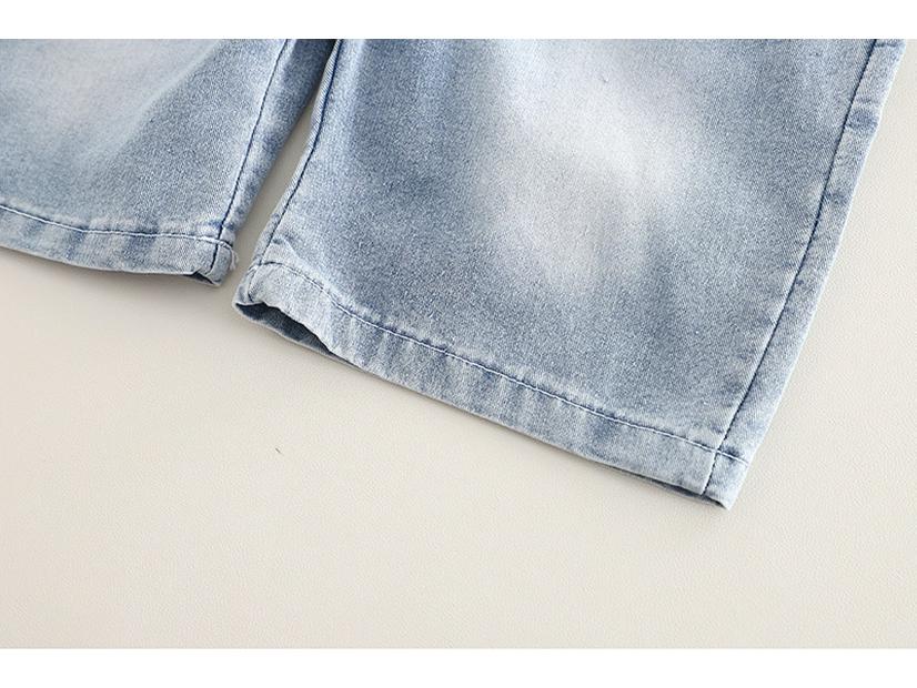 Летний комплект из двух частей для мальчиков 2025 года с автомобилем: Топ с короткими рукавами и шорты