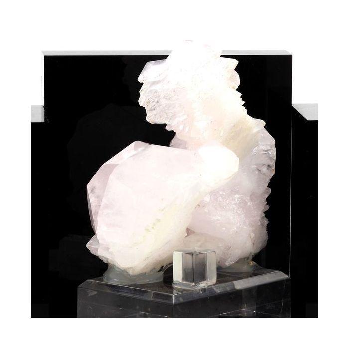 Calcite 2420.0 carats